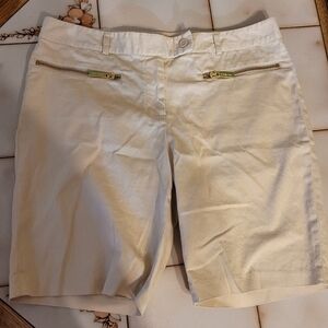 Michael Kors khaki long shorts sz.8